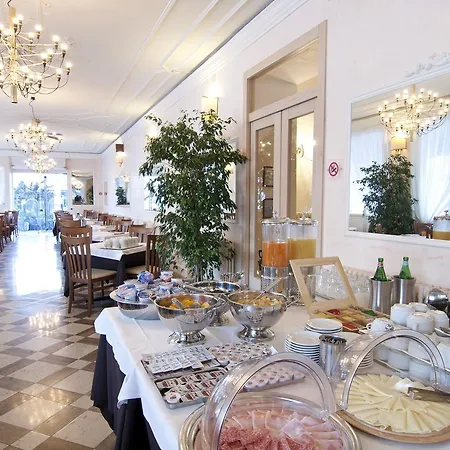 Palazzo Genazzini Hotel